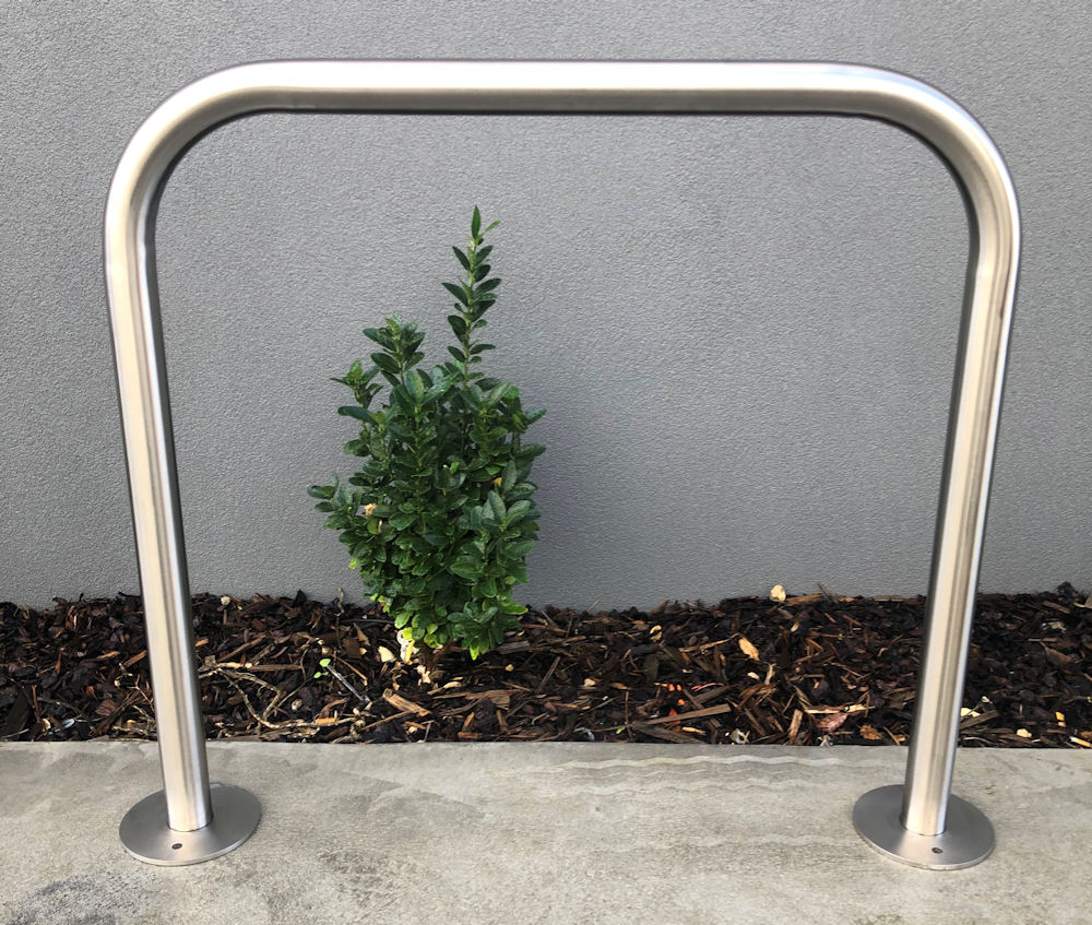 Steel hand rails installed in Perth pedestrian walkway